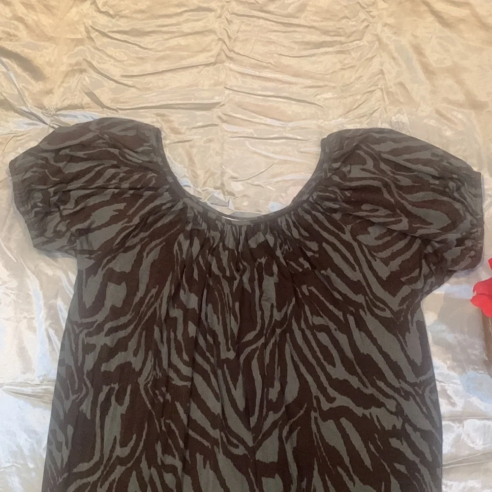 🌹Micheal Kors Beautiful Stretch Zebra Print Dress Brown & Green